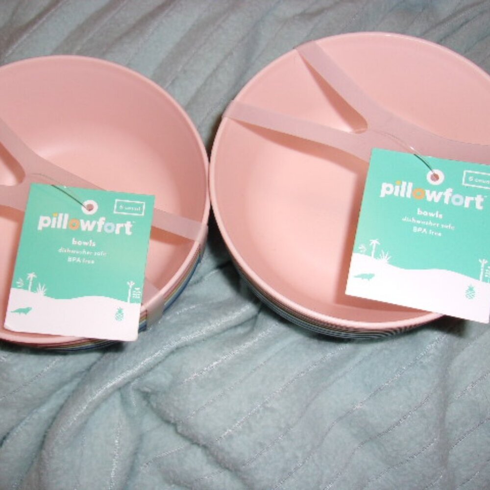 Bundle of Pillowfort 6 count bowls 2 packs New